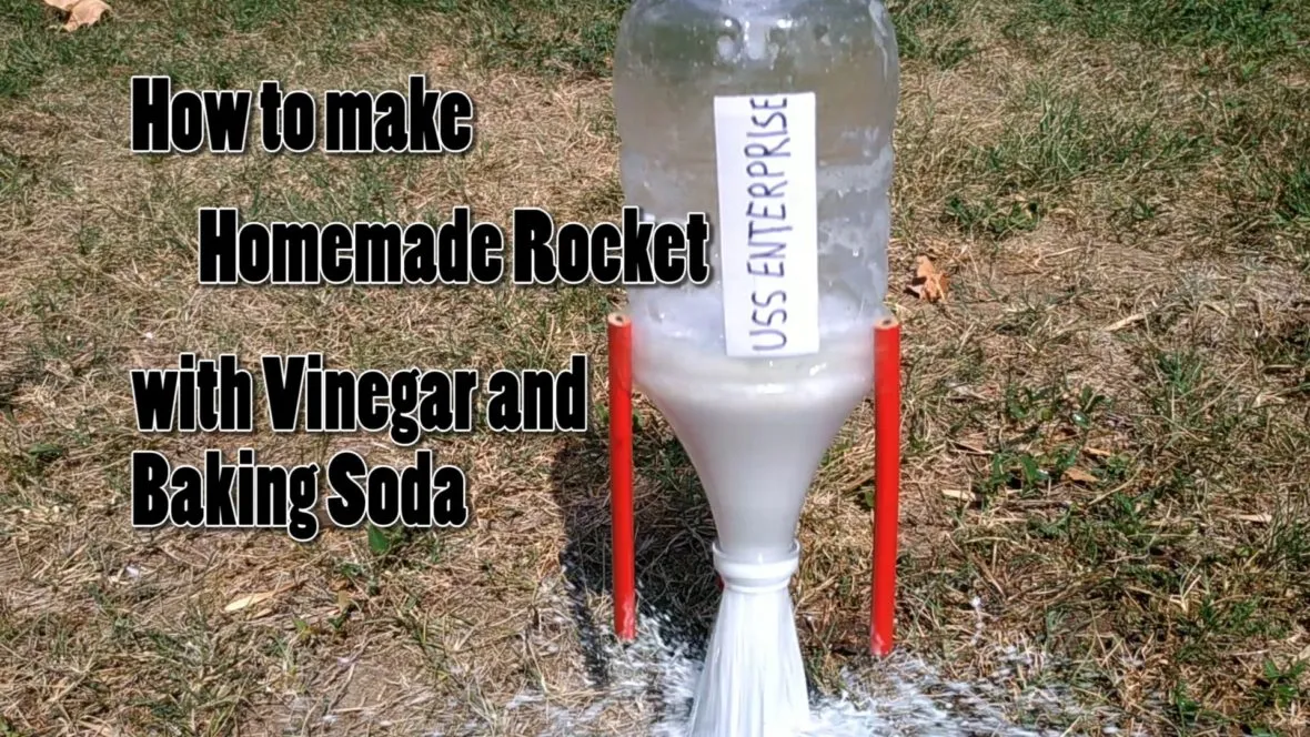 How to make Homemade Rocket with Vinegar and Baking Soda
