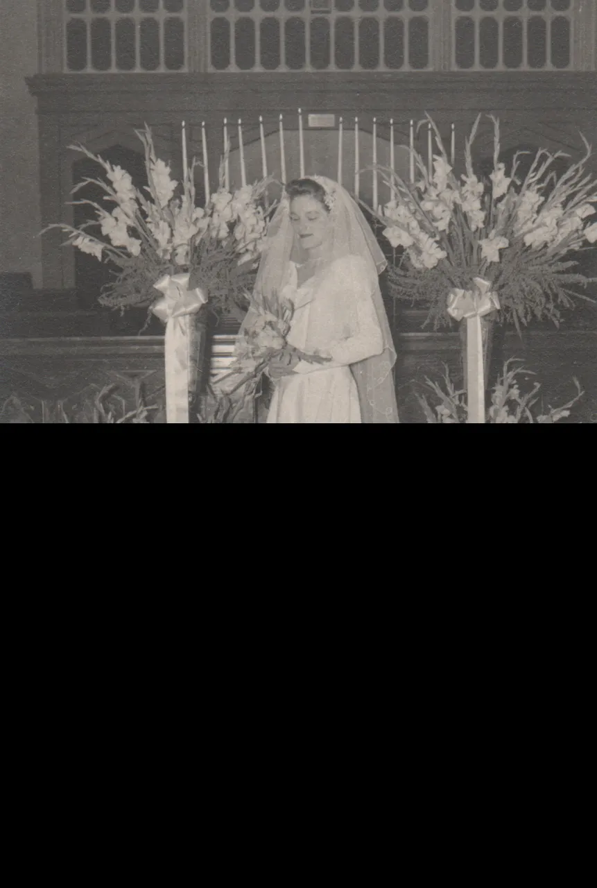1948-09-18 - Wedding - KAPPA - Irene Dwana Pickett to Richard Erwin Morehead, September 18, 1948, 21 years old apx.png