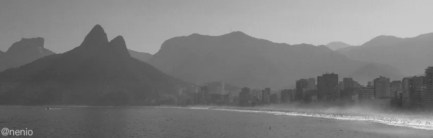 ipanema-bw.jpg