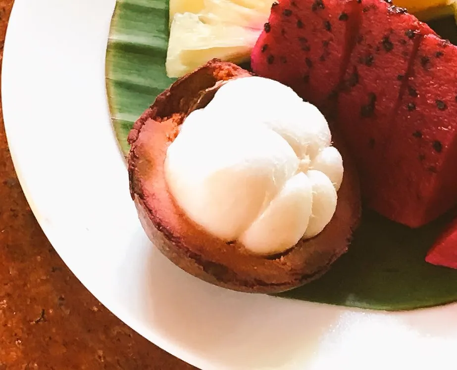 mangosteen.jpg