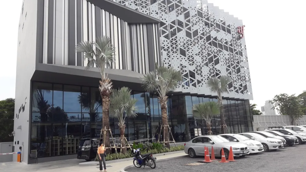 New Alliance Française Building in Bangkok!