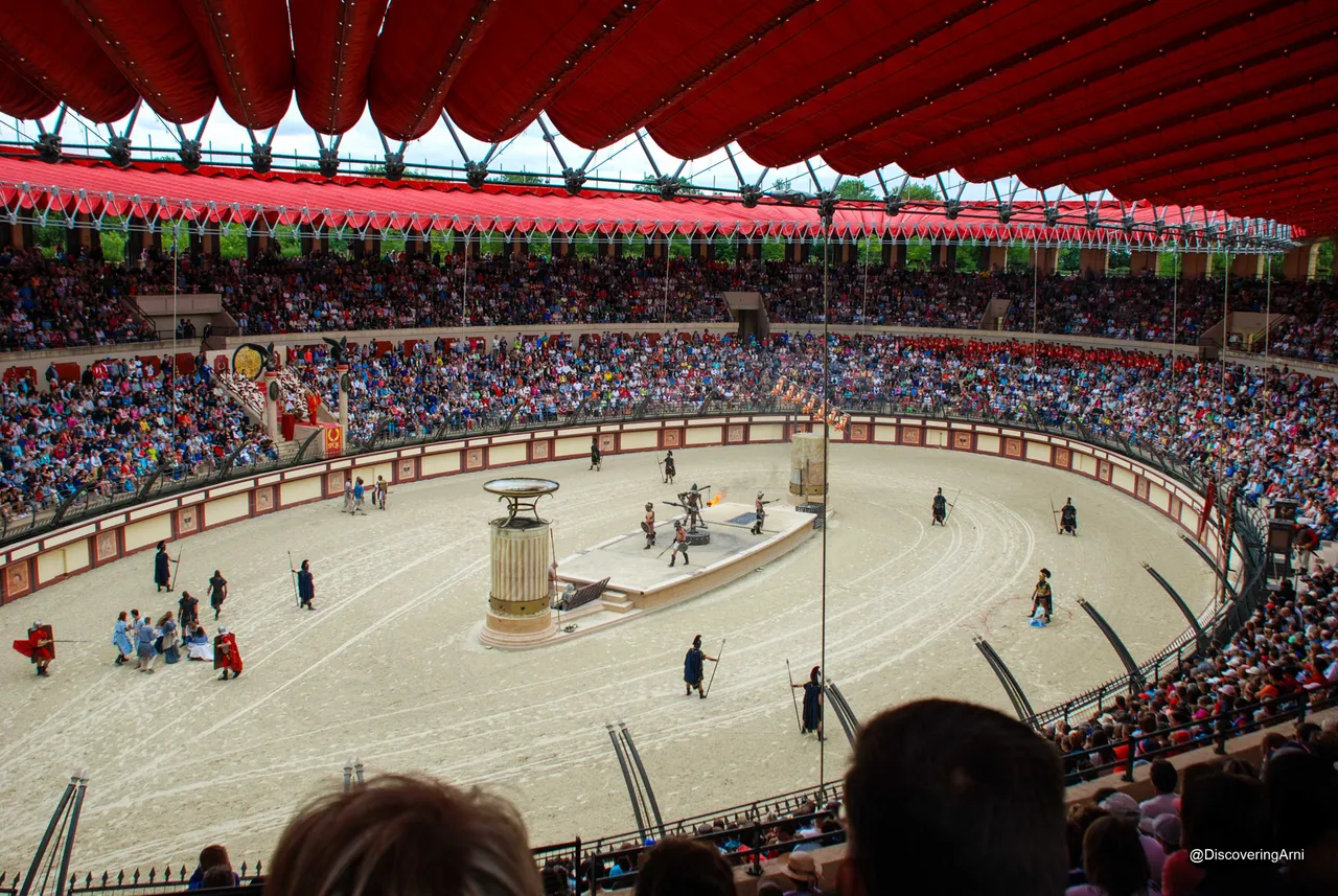 Puy du Fou 8 of 41.jpg