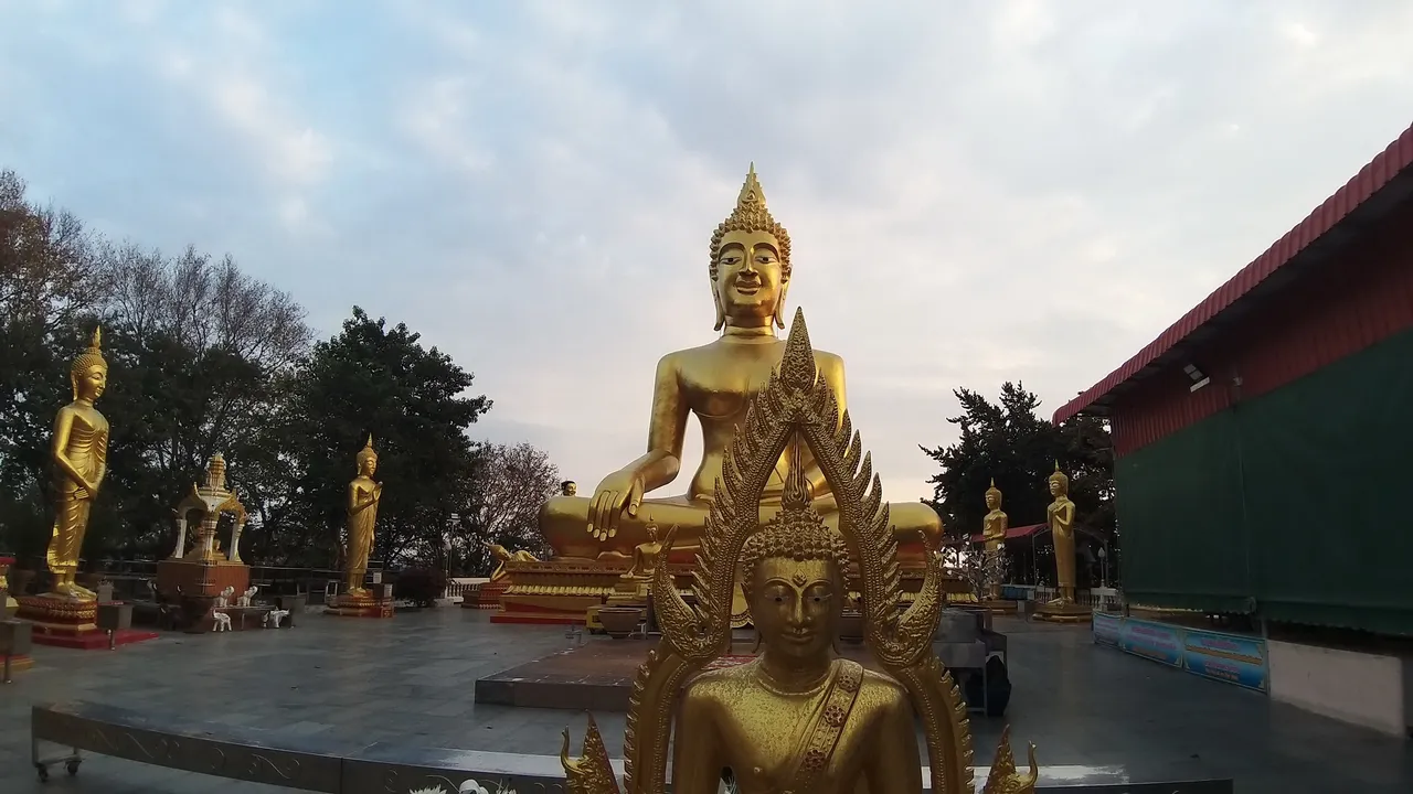 big buddha- 520.jpg