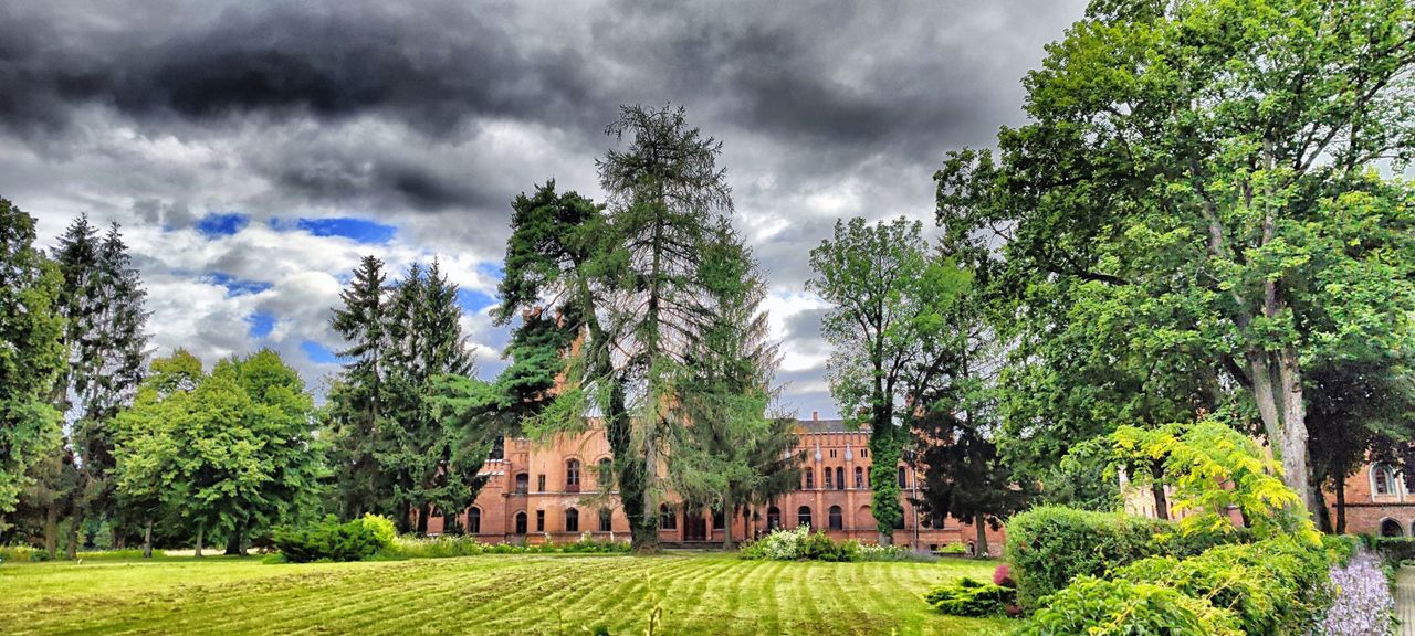 This is the great palace near Sorkwity