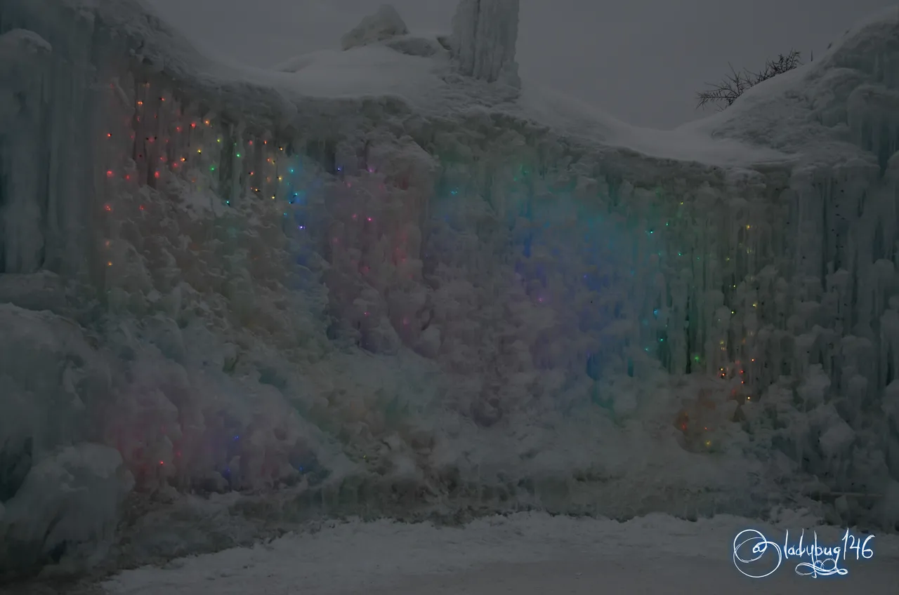 ice castle11.jpg
