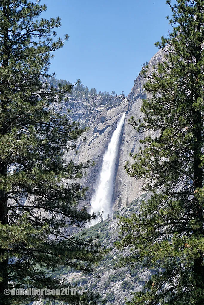 yosemite_falls.jpg