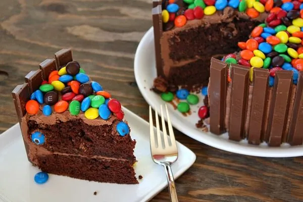 Kit-Kat-Cake-7.jpg