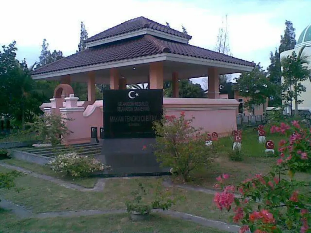 makam turki4.jpg