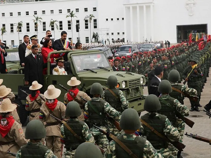 maduro-desfile.jpg