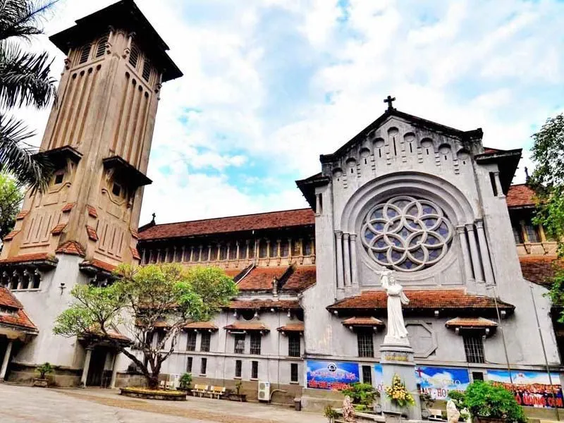 Cua-Bac-Church.jpg