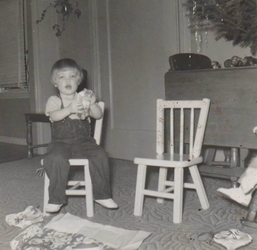 1952-12 - Christmas - Seattle - Morehead Family, Ann Pickett House, Morehead House-3.png