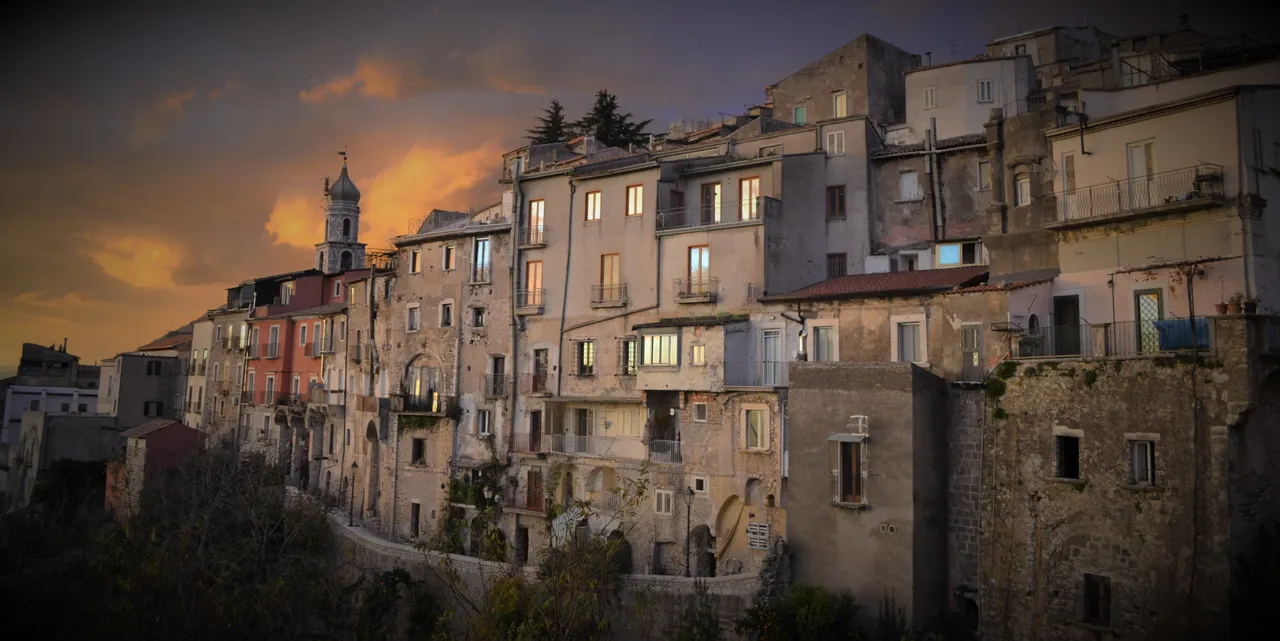 Guardia's old town facade from the Ponte Ratello.JPG