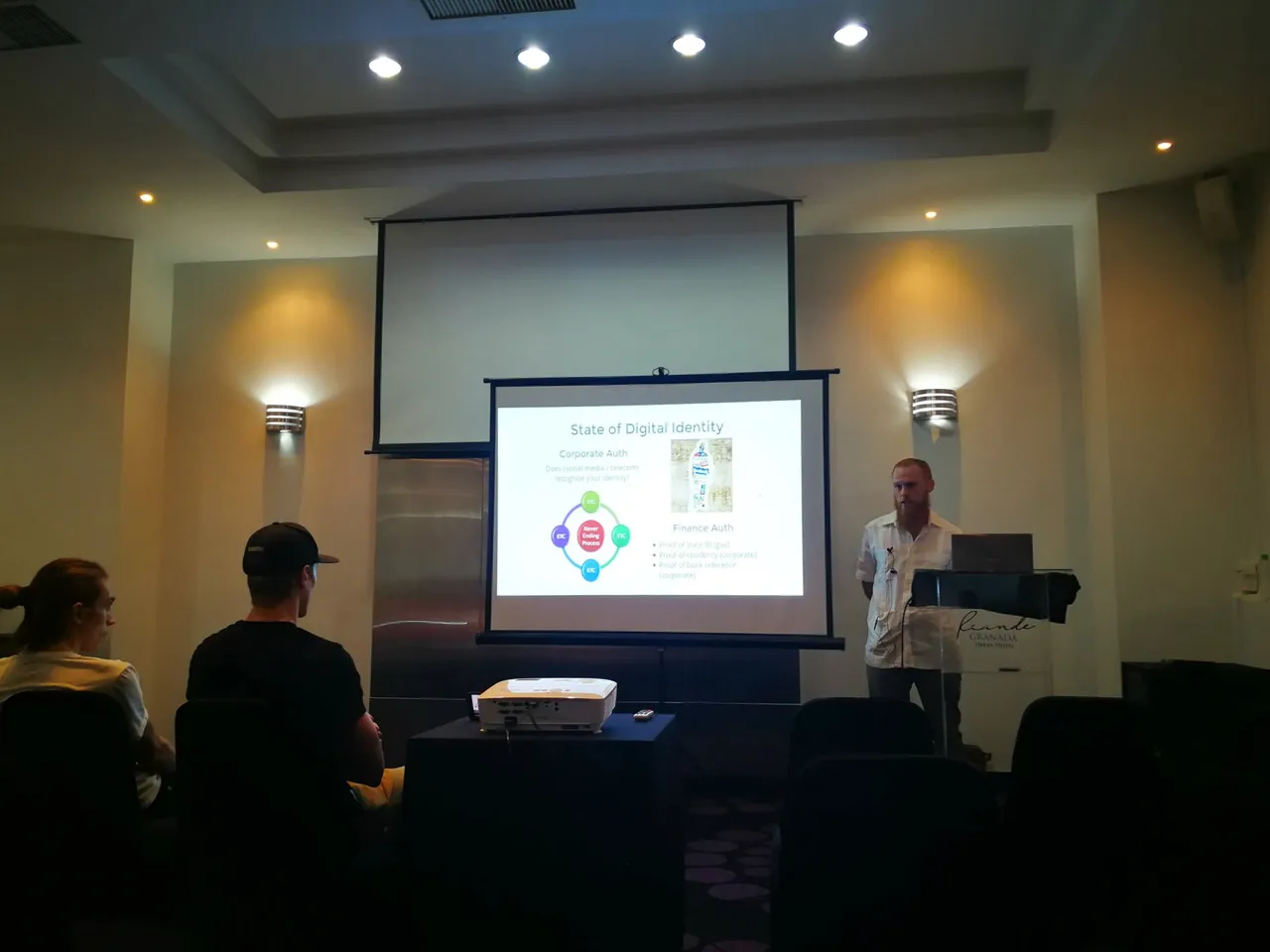Guld-Meetup-Panama-Cryptocurrency-Blocktree-Anabell-Hilarski.02jpg.jpg