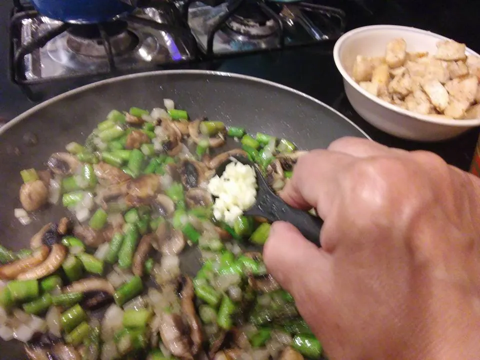 casserole asparagus chx 6 add garlic when veg soft.jpg