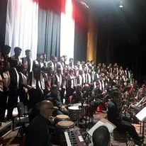 Coro completo AyO.jpg