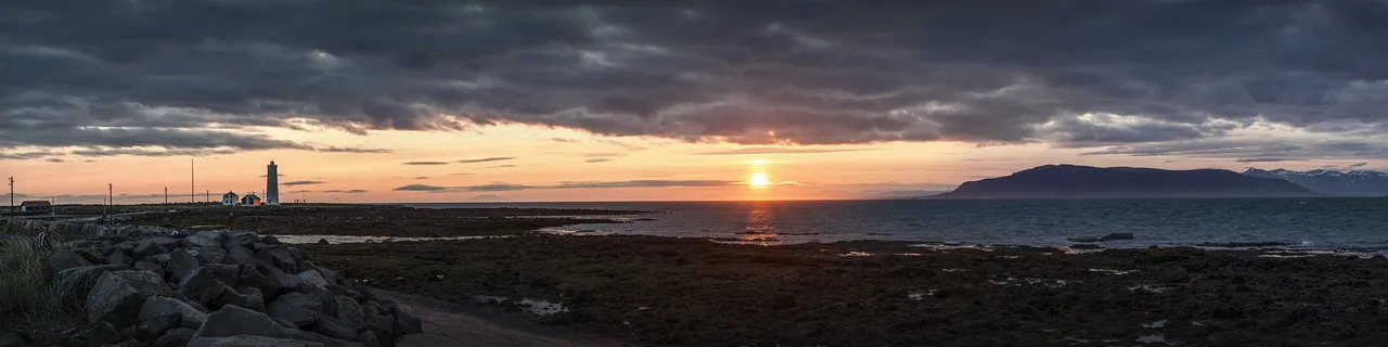 panorama-2098812_1920.jpg