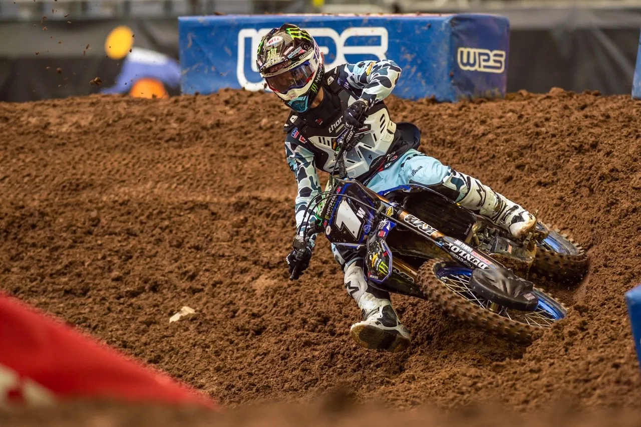 2020GlendaleSupercross_DylanFerandis6006.jpg