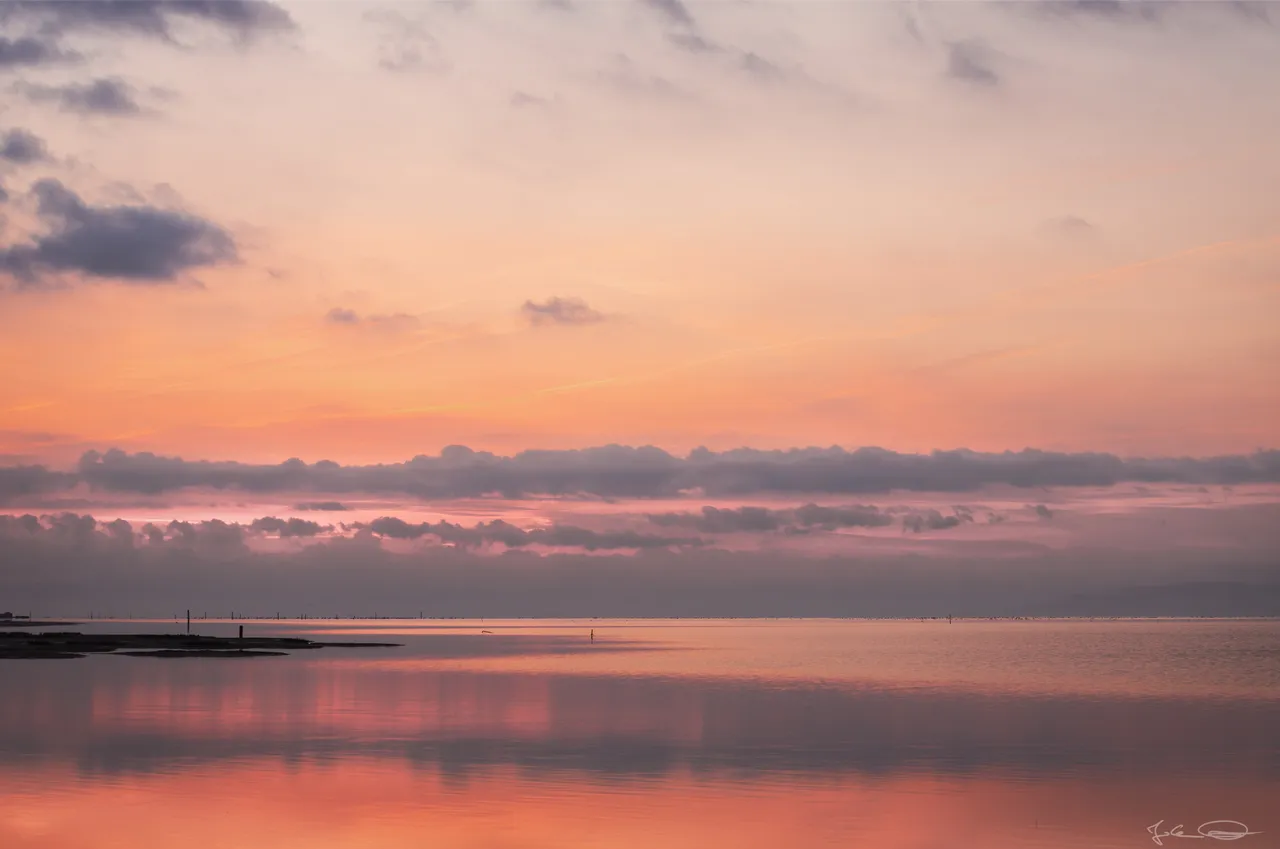 Hive: Beach Sunrise in Grado, Italy