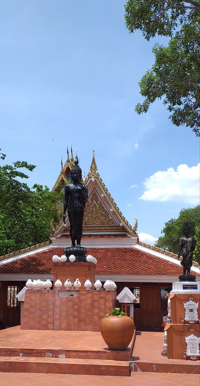 wat_phasuk_maneejak120_2_