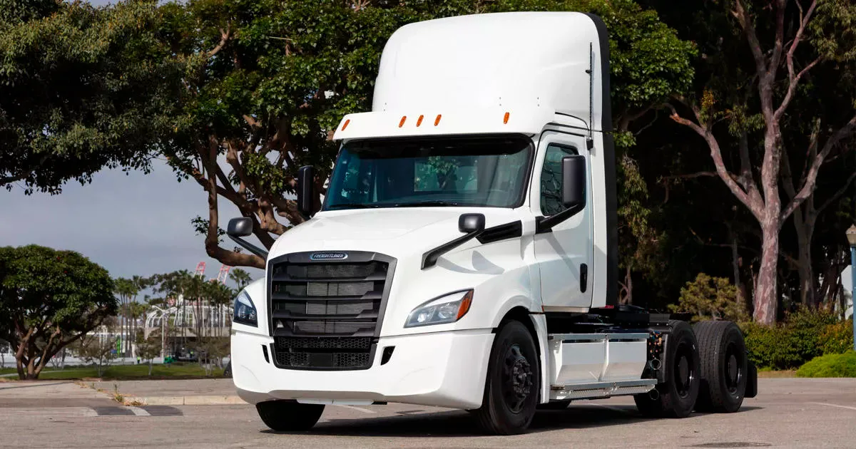 freightliner-ecascadia-ogi.jpg