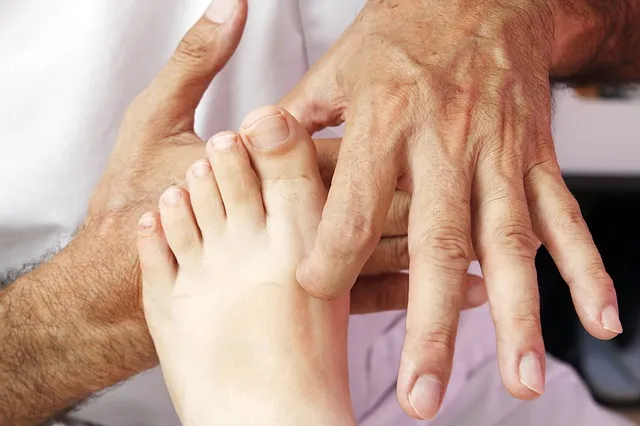 reflexology-g4a271526d_640.jpg