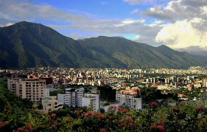 Este-de-Caracas-Venezuela.jpg