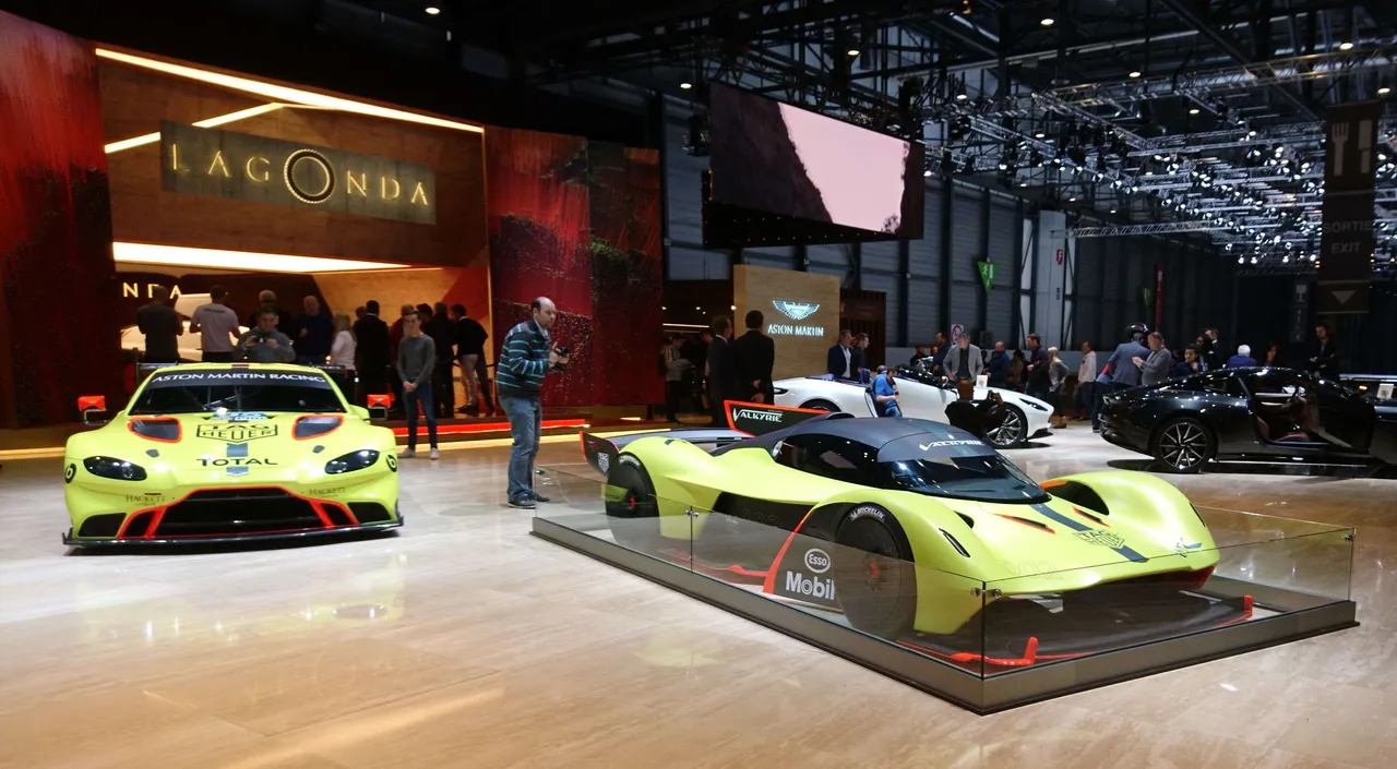Aston Martin GTE 05.jpg