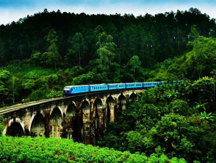 Demodara-Nine-Arch-Bridge.jpg