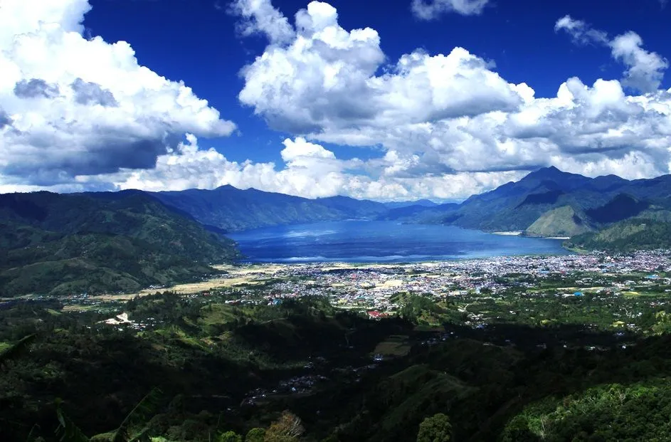 takengon-negeri-atas-awan.jpg