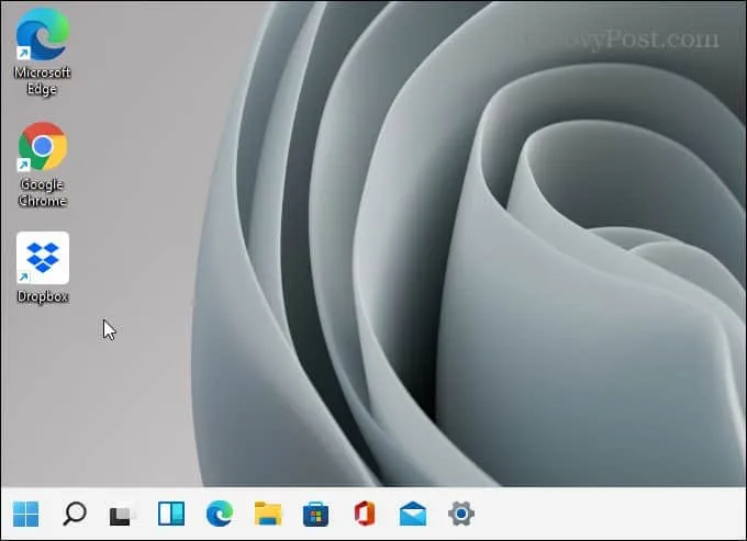 Taskbar-on-the-left-of-the-screen-Windows-11