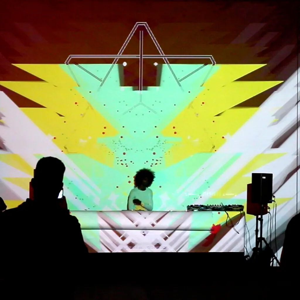 Immersive AudioVisual Performance during FashionTech Festival with POP UP Fashion Berlin at Platoon Kunsthalle