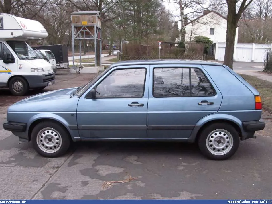 [Quelle](https://www.golf2forum.de/thread/4331-golf-ii-2-cl-19e-benzin-automatik-bj-90-nur-69-tkm-vb-999.html)