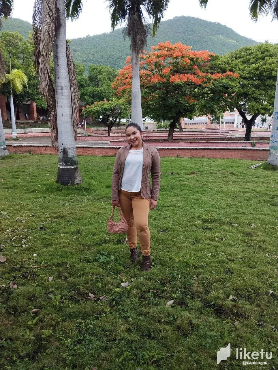 cljz0m7s002gz3iszdqlg6so5_photo_2023-07-11_20-44-59.webp