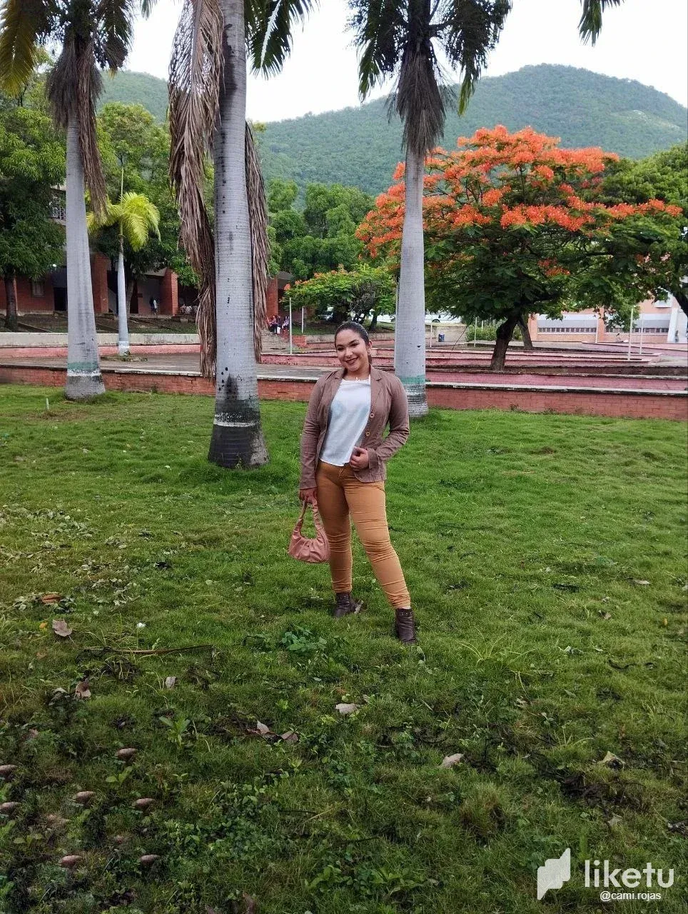 cljz0mdjh02kz91szgmwe8i2b_photo_2023-07-11_20-45-01.webp
