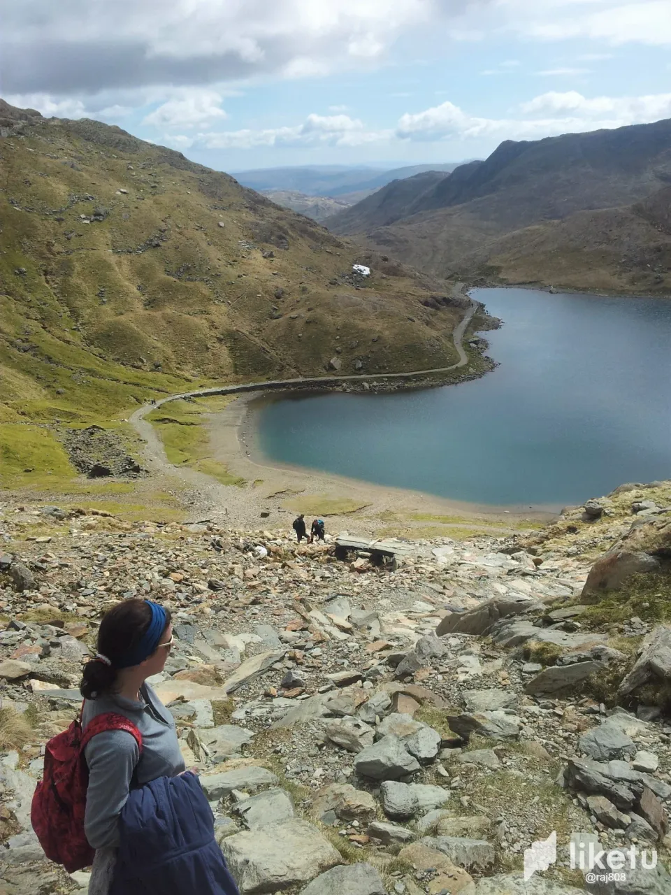 clf5ovg30001l4usz4bsh38u8_Snowdon_Start_of_Accent_Sun.webp