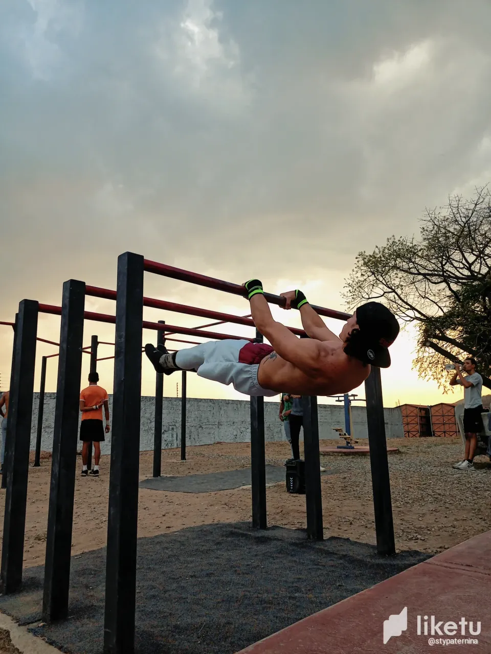 clvijv14i00852lszbbza41tq_retouch_2024042714441679.webp