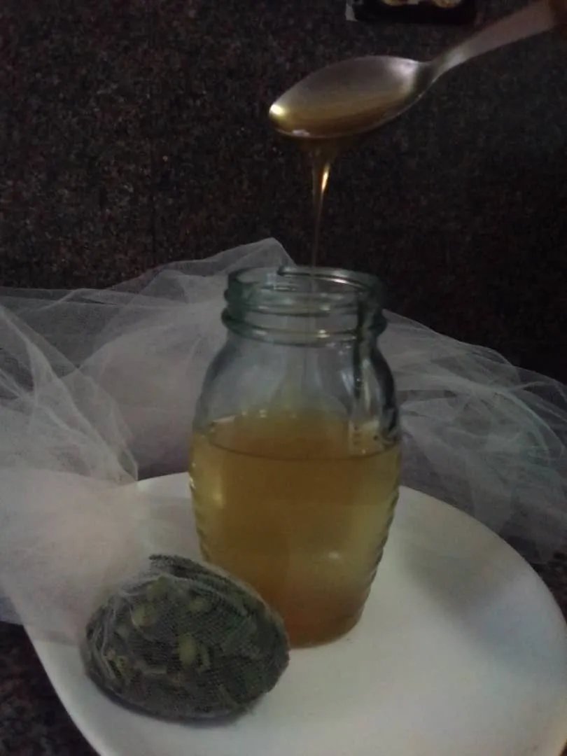 7. infusión con miel.jpeg