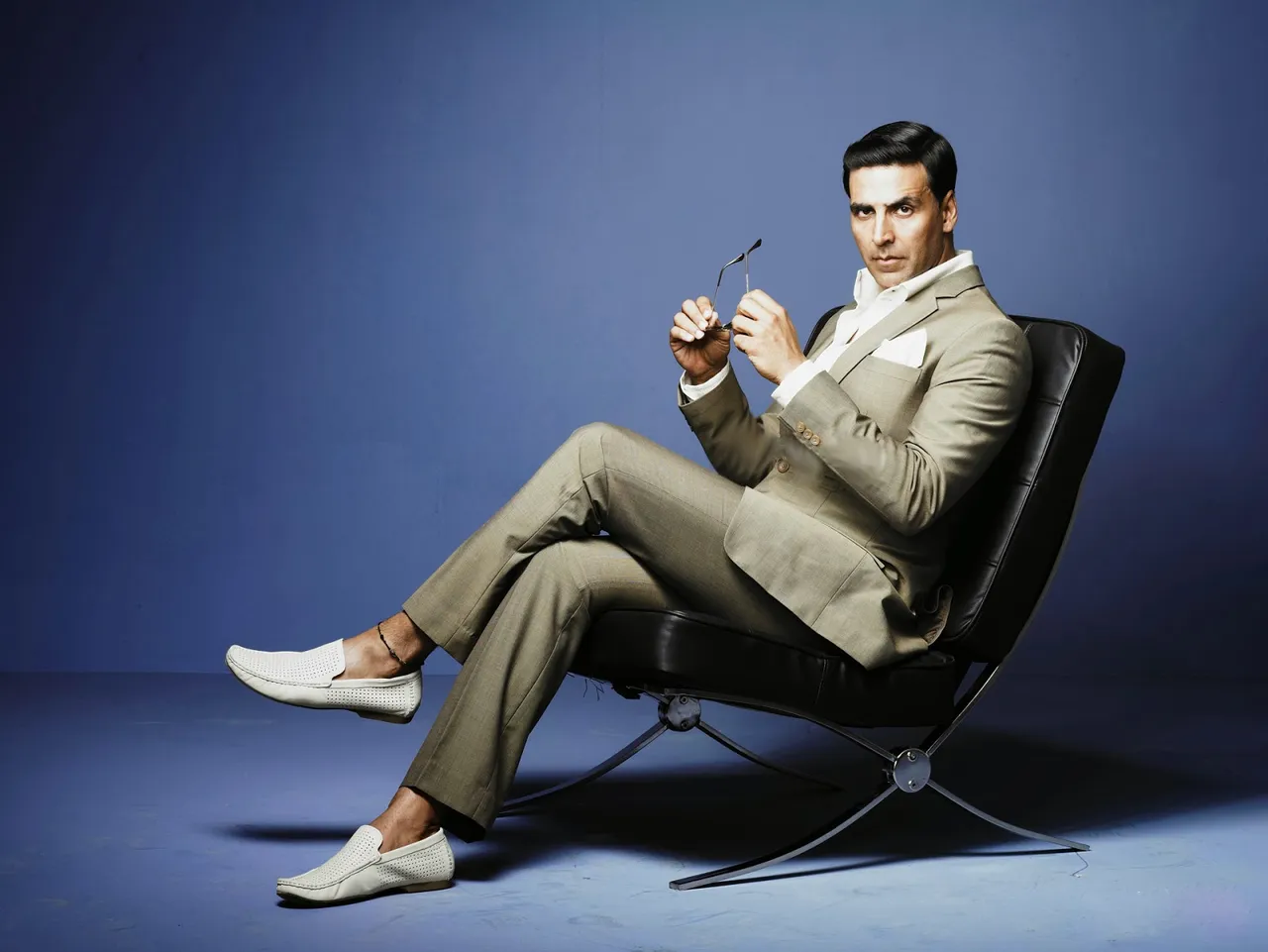 akshay_kumar_singh is bliing.jpg