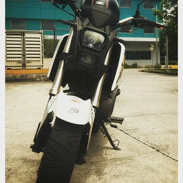 RUSI Bike.jpg