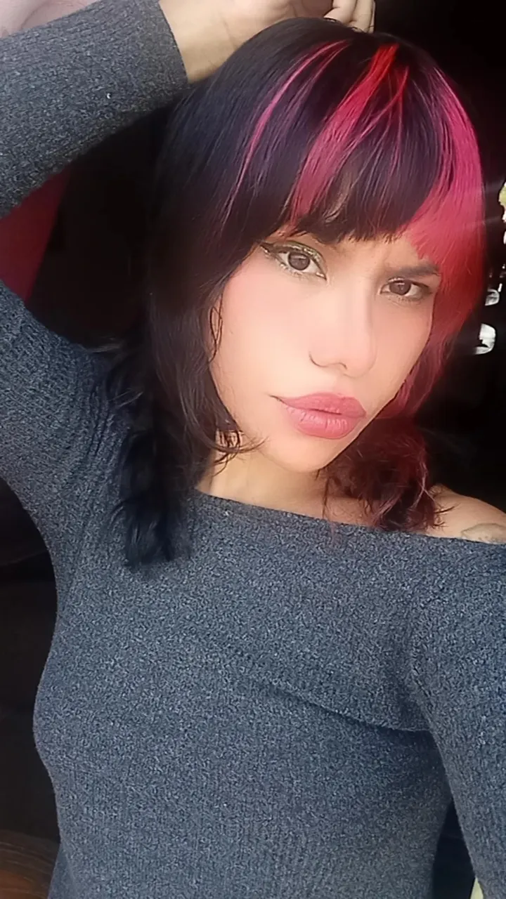 alt