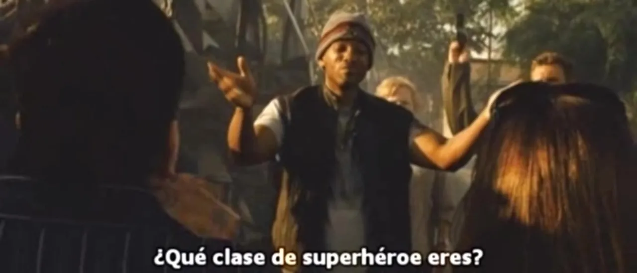 01 Acusaciones frente al tren.jpg
