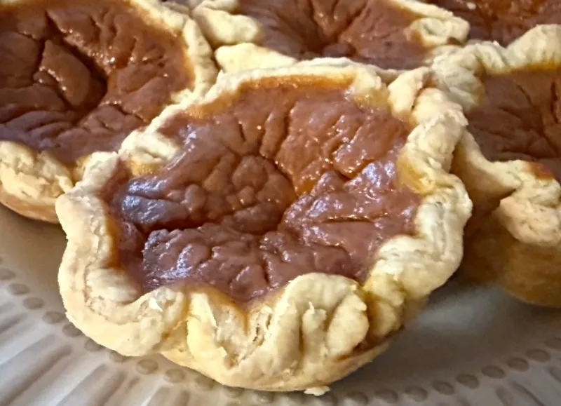 baking-foodiesbeehive-pumpkin-tarts-a.jpg