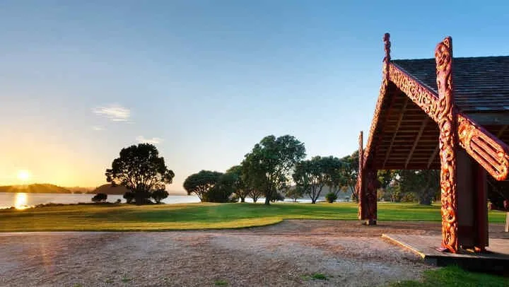 waka-shelter-waitangi-treaty-grounds.jpg