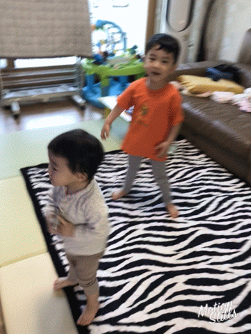 998478A8-3160-44C7-988E-5A3FDB1D6E0A.gif