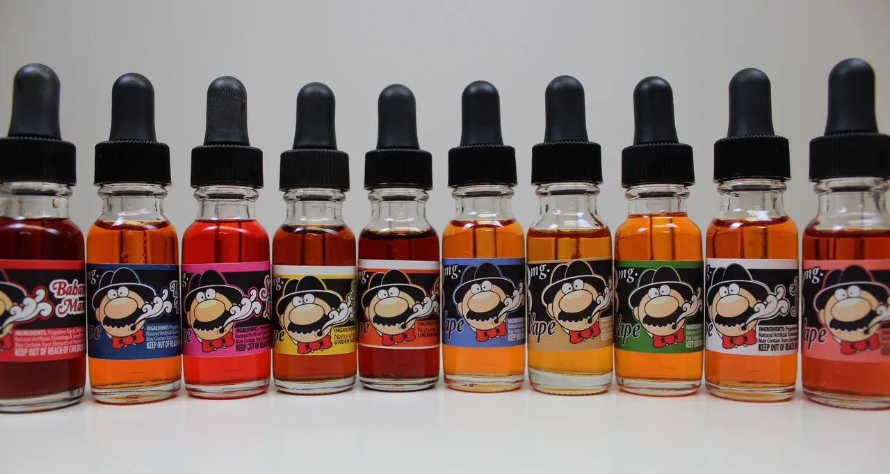 Mr._Good_Vape_E-Liquid_(11359419033).jpg