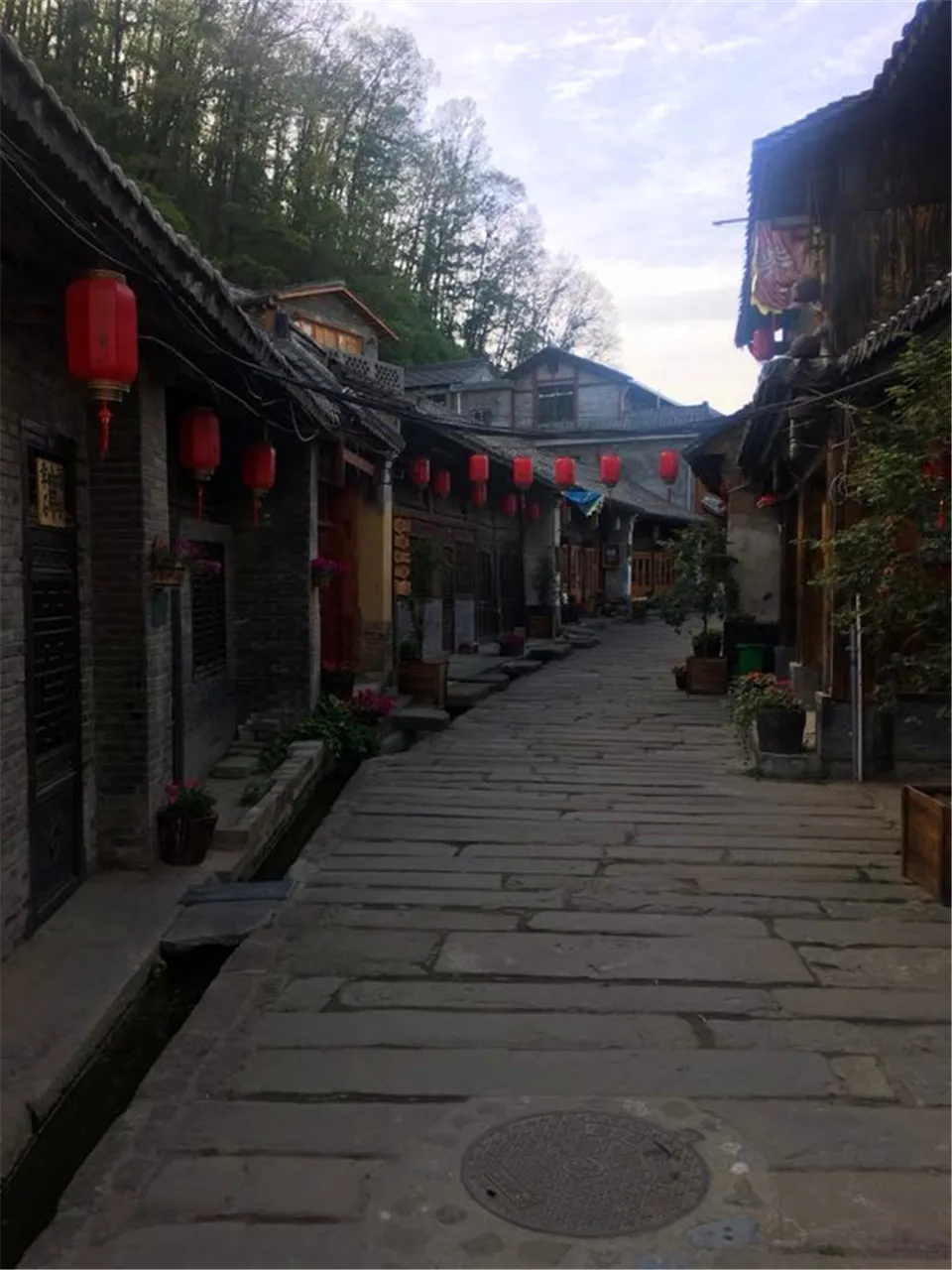 乡村的街.jpg