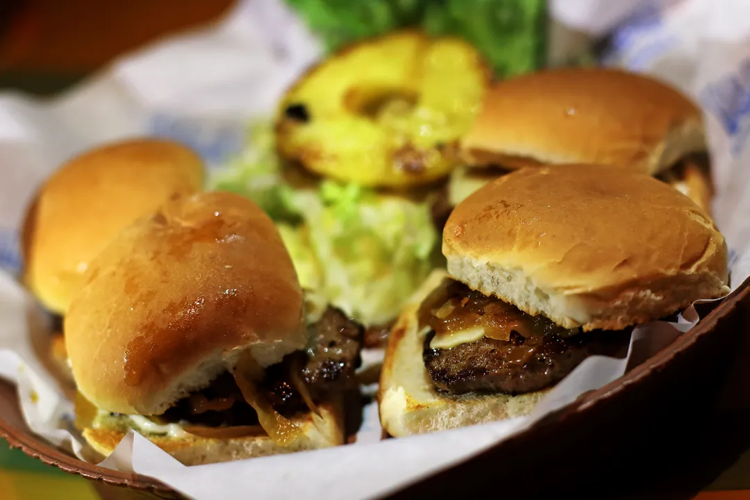 Islands_Hawaiian_Sliders4U1A9835_WEB.JPG