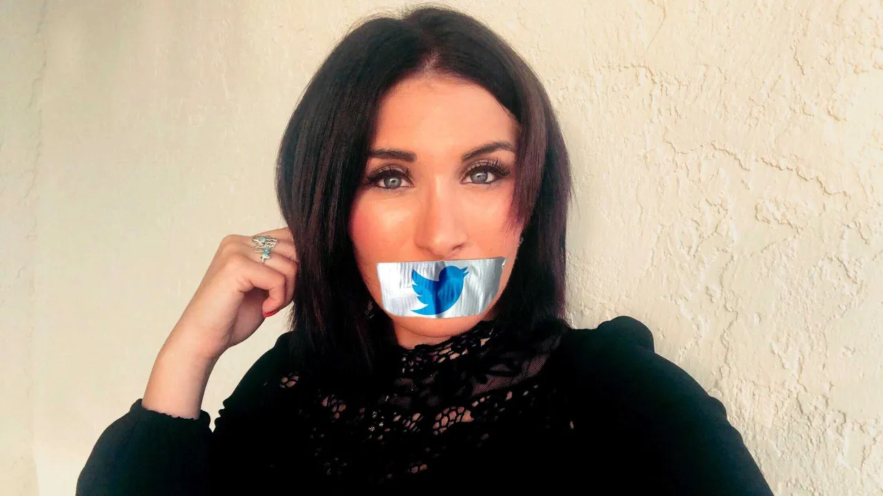 Laura Loomer Twitter Banned Duct-Taped Mouth MY5Vxc4mnTx47tiOlNvB_26_c7aec74c8b950eb8a55ba474cb6e2da5_avatar_full.jpg