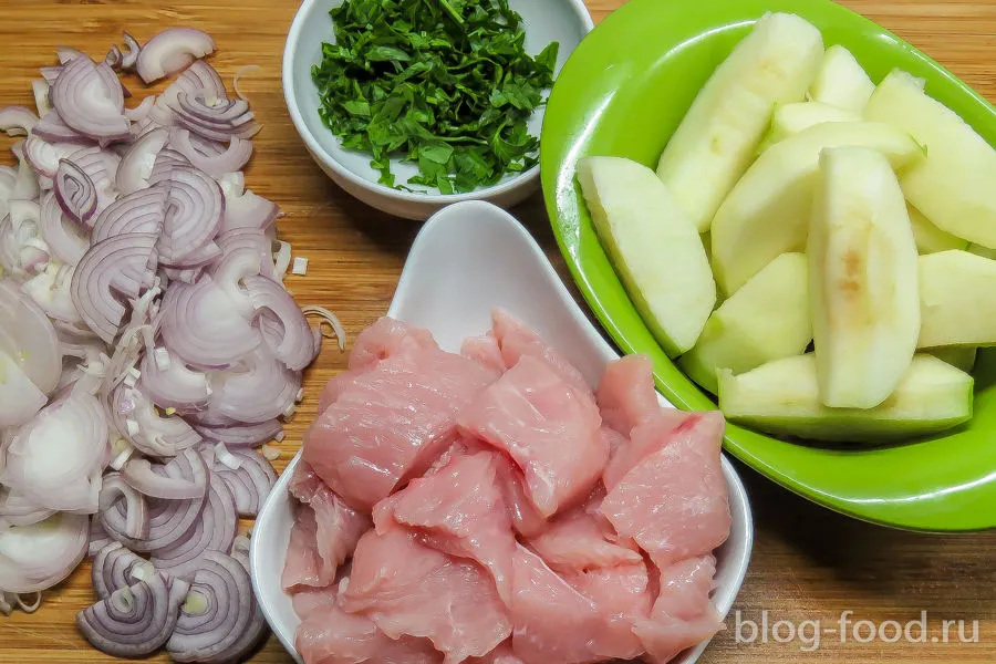 Turkey with apples