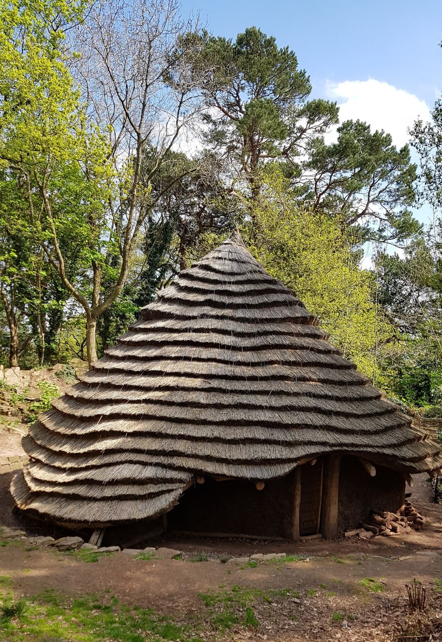 A second picture of the roundhouse from a different angle.